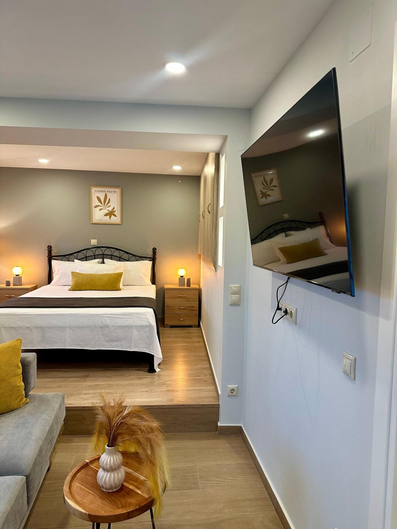 Agioi Deka Iris Luxury Houseアパートメント エクステリア 写真